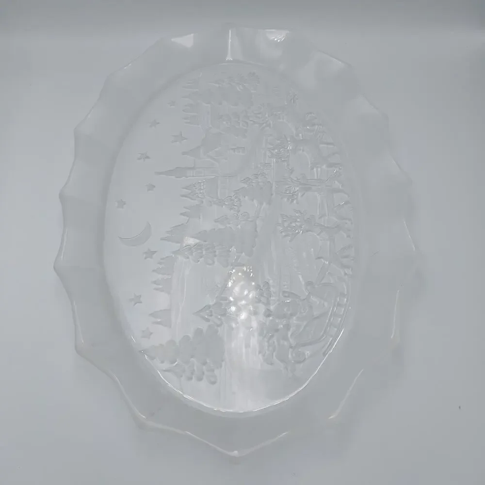 Mikasa Santa‎ And Reindeers Oval Serving Dish Platter Frosted Glass